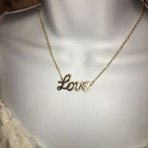 🆕Love chain adjustable NWT